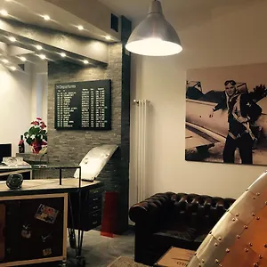 Atmos Luxe Navigli Hostel Milaan